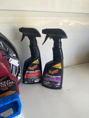 TURTLE WAX CAR WASH AND CHEMICALS TO DETAIL YOUR VEHICLE