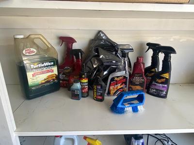 TURTLE WAX CAR WASH AND CHEMICALS TO DETAIL YOUR VEHICLE