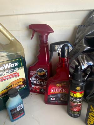 TURTLE WAX CAR WASH AND CHEMICALS TO DETAIL YOUR VEHICLE