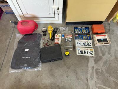 NEW OUTBACK FLOOR MATS AND OTHER AUTO ITEMS