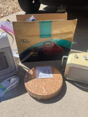 PELONIS SPACE HEATER WOODEN WASTE BASKET WITH CERAMIC MOOSE, TEAC AM/FM RADIO, MINI MAID VACUUM CLEANER AND MORE