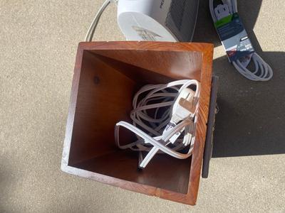 PELONIS SPACE HEATER WOODEN WASTE BASKET WITH CERAMIC MOOSE, TEAC AM/FM RADIO, MINI MAID VACUUM CLEANER AND MORE