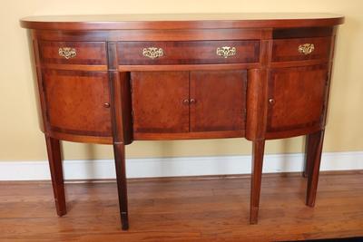 Federal Style Mahogany Sideboard
