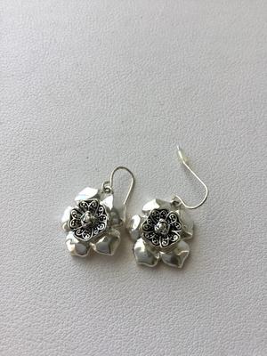 Unmarked flower dangle earrings