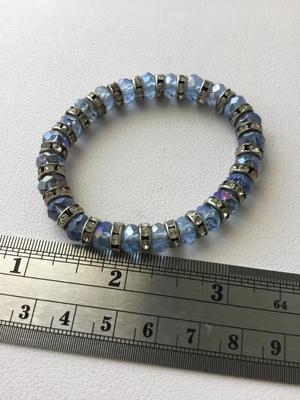 Blue stretchy beaded bracelet