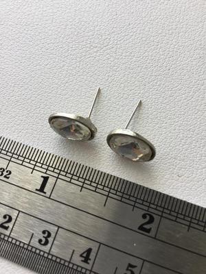 Beautiful unmarked stud earrings
