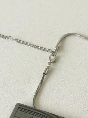 Beautiful unmarked y shaped necklace