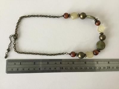 Beautiful fashion necklace