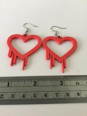 Red heart fashion earrings