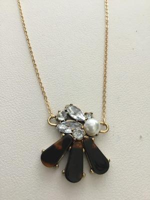 Time tru marked beautiful fashion necklace