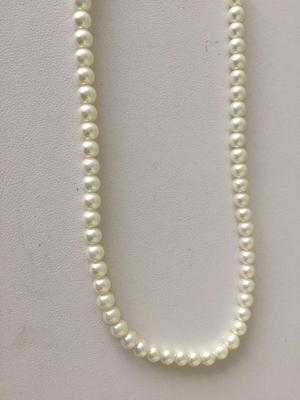 Faux pearl fashion beaded necklace