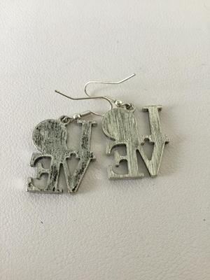 Love marked fashion earrings