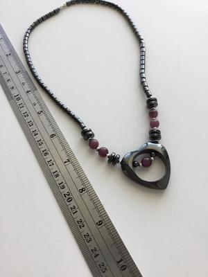 Beautiful vintage black heart dark purple beaded fashion necklace