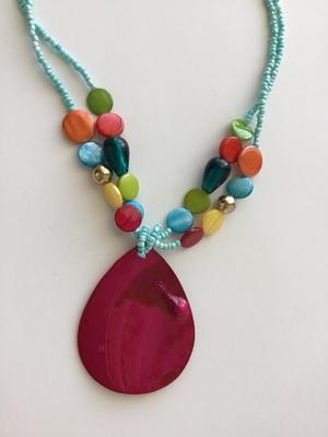 Beautiful colorful shell type unique necklace