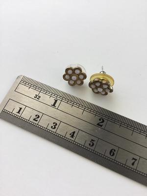 Beautiful gold tone stud fashion earrings