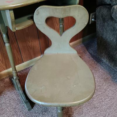 LOT 3: Country-Style Cottage Desk and Chair