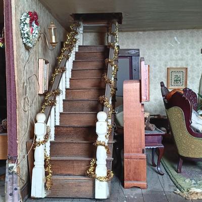 LOT 4: Large Victorian Dollhouse with Accessories