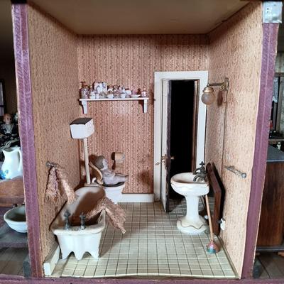 LOT 4: Large Victorian Dollhouse with Accessories
