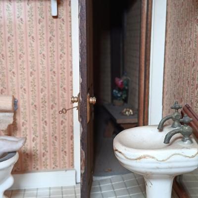 LOT 4: Large Victorian Dollhouse with Accessories