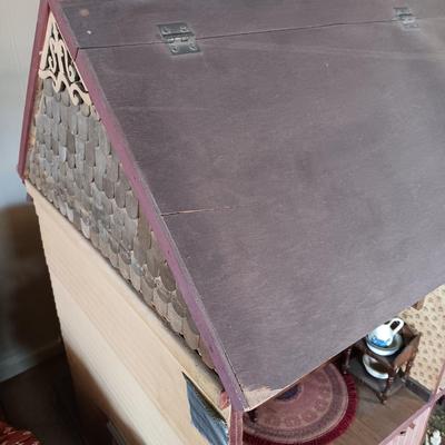 LOT 4: Large Victorian Dollhouse with Accessories