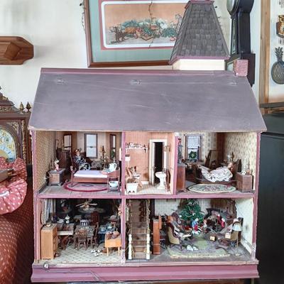LOT 4: Large Victorian Dollhouse with Accessories