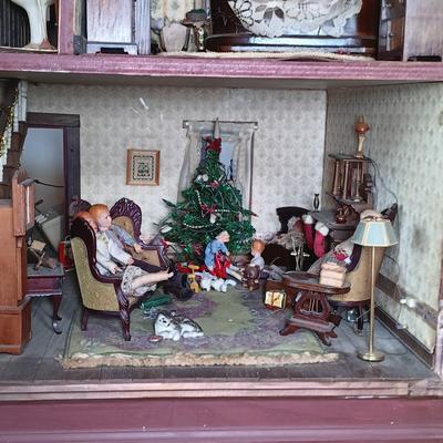 LOT 4: Large Victorian Dollhouse with Accessories