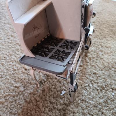 LOT 5: Large Collection of Vintage Dollhouse Furniture & Accessories (Some Broken Vintage Pieces Included)