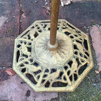 LOT 7: Vintage 5ft Metal Wire Bird Cage