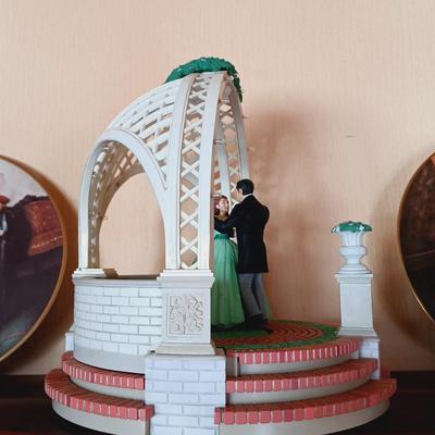 LOT 9: Gone with the Wind Collector's Plates, 1998 Hallmark Scarlett O'Hara Ornament, 1984 Avon Figurine & More