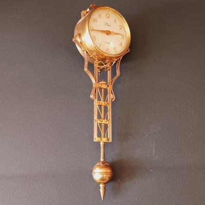 LOT 10: Fuji Elephant 8-Day Mystery Swinging Clock