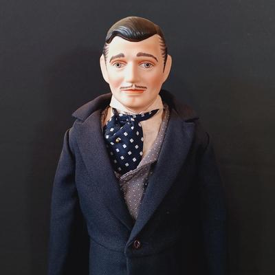 LOT 11: Franklin Mint Heirloom Gone with the Wind 19" and 12" Dolls