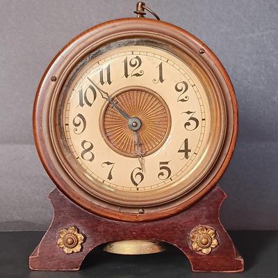 LOT 16: Wurttemberg Mantel Alarm Clock