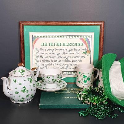 LOT 19: Lefton Shamrock Music Box Teapot and Teacup with O'Dunk 'n' O'Bright Placemats and Mugs & More