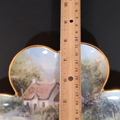 LOT 20: Vintage Green 100% Wool St. Patrick's Day Top Hat w/ Franklin Mint 'An Irish Blessing' Plate