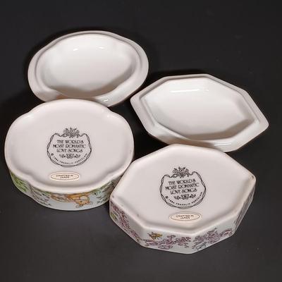 LOT 22: Franklin Mint 1984 Set of (6) 'World's Most Romantic Love Songs' Music Boxes