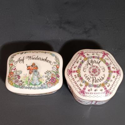 LOT 23: Franklin Mint 1984 Set of (6) 'World's Most Romantic Love Songs' Music Boxes