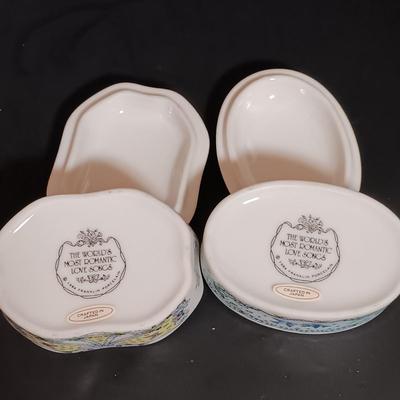 LOT 23: Franklin Mint 1984 Set of (6) 'World's Most Romantic Love Songs' Music Boxes