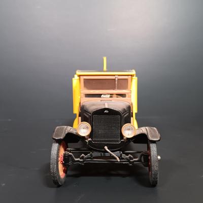 LOT 25: Danbury Mint Coca-Cola 1927 and 1966 Die-Cast Delivery Trucks