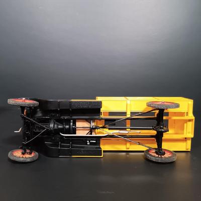 LOT 25: Danbury Mint Coca-Cola 1927 and 1966 Die-Cast Delivery Trucks