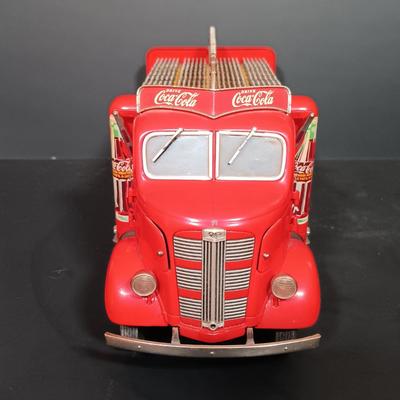 LOT 27: Danbury Mint Coca-Cola 1928 and 1938 Delivery Trucks