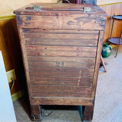 LOT 33: Antique/Early 20th Century Wood and Metal Icebox