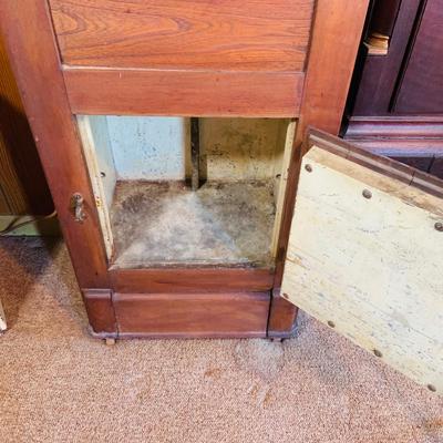 LOT 33: Antique/Early 20th Century Wood and Metal Icebox