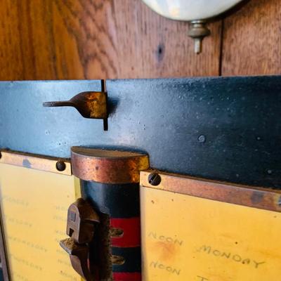 LOT 34: Antique Seth Thomas Time Recorder Clock -Time Card Machine