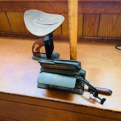 LOT 45: Antique Cast Iron Collar Crimper and Scale