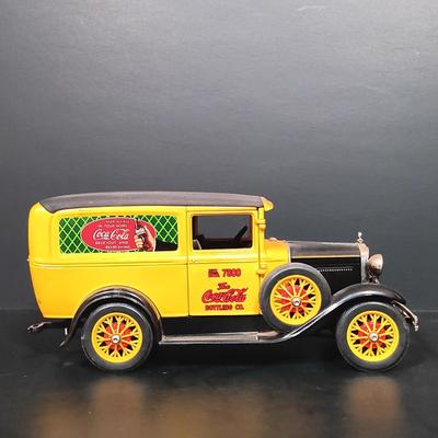 Canister. Danbury Mint Coca-Cola Soda Fountain Clock w/ Coca-Cola Bear Pickup Truck & 1931 Delivery Truck