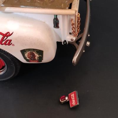 Canister. Danbury Mint Coca-Cola Soda Fountain Clock w/ Coca-Cola Bear Pickup Truck & 1931 Delivery Truck
