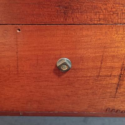 LOT 165: Sessions Wood Tambour Mantel Clock