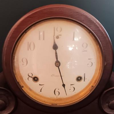 LOT 165: Sessions Wood Tambour Mantel Clock