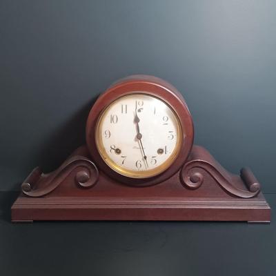 LOT 165: Sessions Wood Tambour Mantel Clock