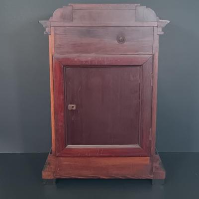 LOT 166: Junghans Antique German Mantel Clock